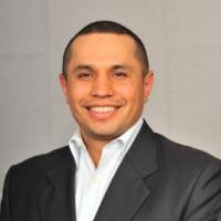 Maurilio León