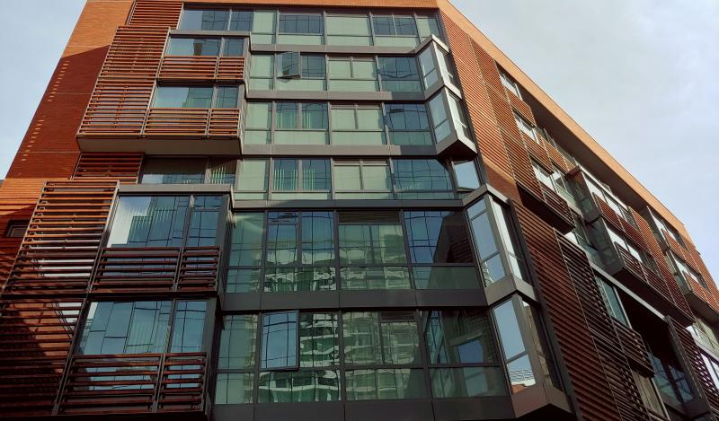 Avery exterior
