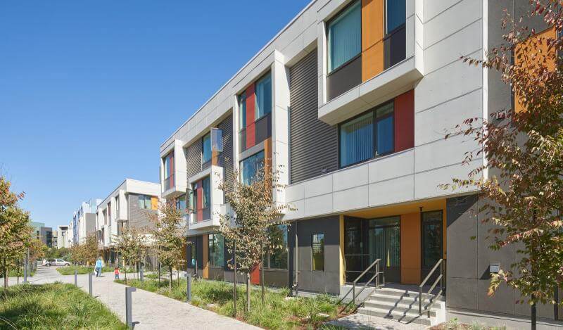 626 Mission Bay exterior townhomes