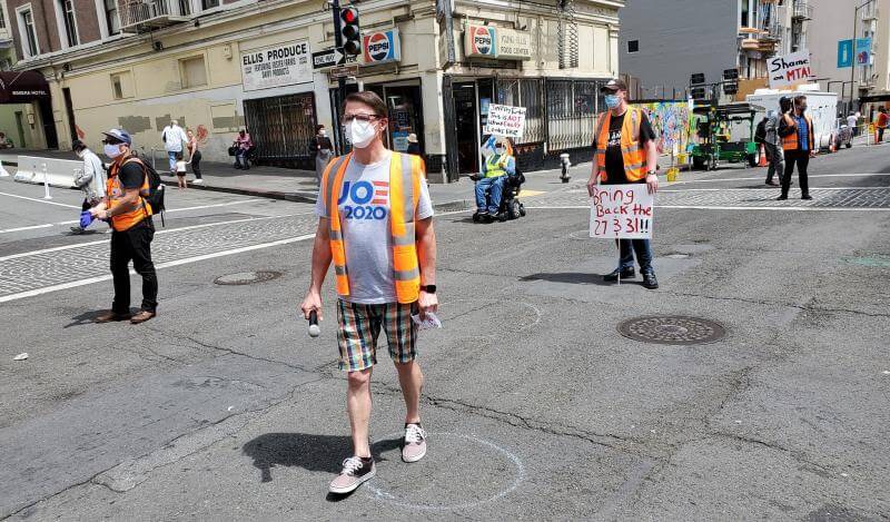 TL Activists Protest for the Return of the Muni 27 on Eddy Street