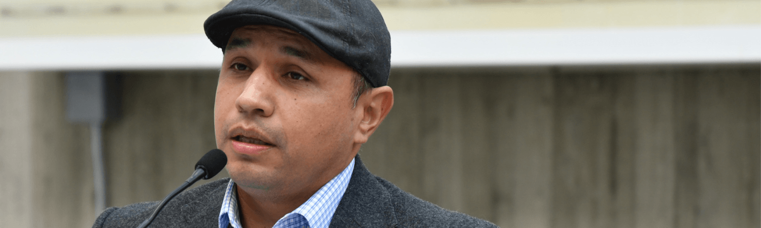 headshot of maurilio